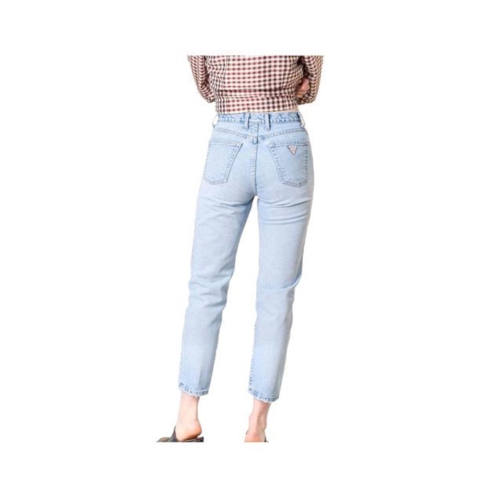 Guess Vintage Super High Waist Mom Jean Light Wash 24